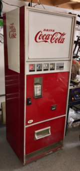 Selectivend [Model 236] the Vending Machine
